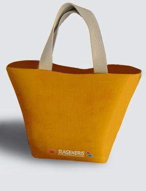 Bolso Personalizado con pintura artística de tu imagen a 360º, 36 X 27 X 14 cm. en tejido cordurè de excelente calidad. PC503-1001A005-001