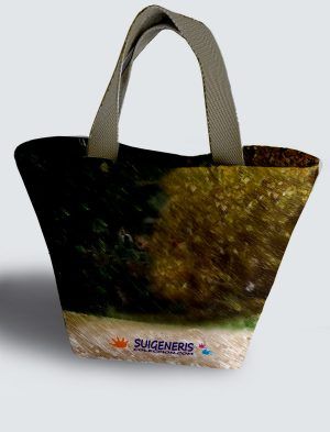 Bolso Personalizado con pintura artística de tu imagen a 360º, 36 X 27 X 14 cm. en tejido cordurè de excelente calidad. PC503-1001A024-001
